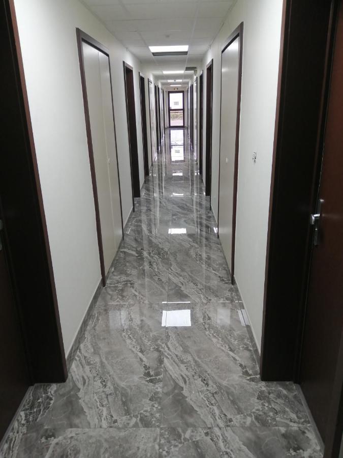Contact Hotel Arc-En-Ciel - Reouverture - Entierement Renove Мюлуз Екстериор снимка