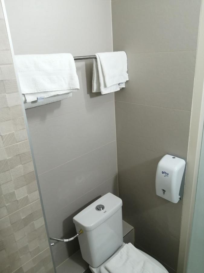 Contact Hotel Arc-En-Ciel - Reouverture - Entierement Renove Мюлуз Екстериор снимка