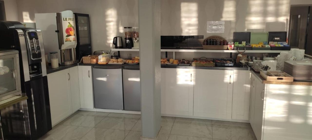 Contact Hotel Arc-En-Ciel - Reouverture - Entierement Renove Мюлуз Екстериор снимка