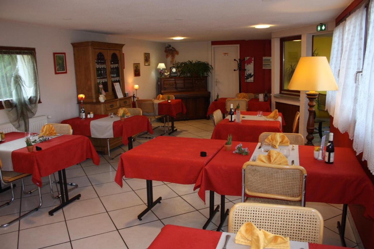 Contact Hotel Arc-En-Ciel - Reouverture - Entierement Renove Мюлуз Екстериор снимка